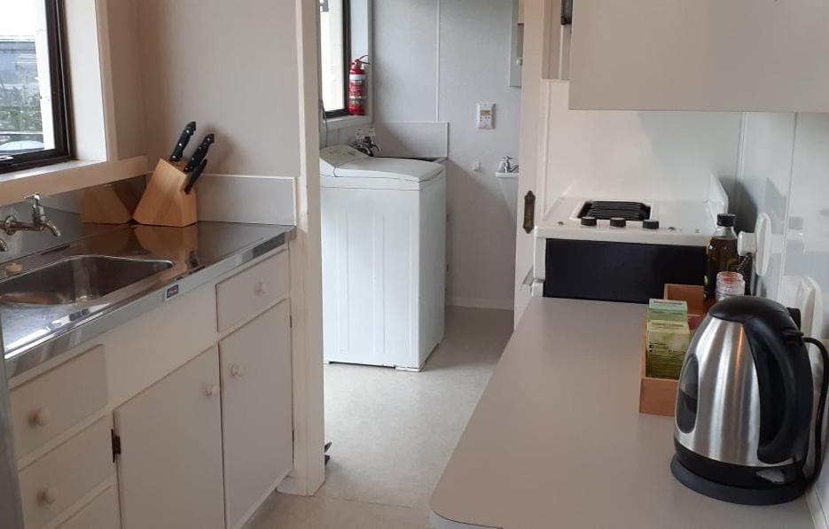 Paku Peak Ocean View Apartment Тайруа Екстериор снимка