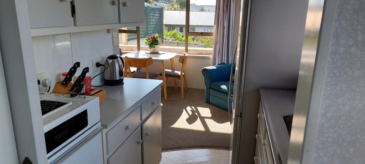 Paku Peak Ocean View Apartment Тайруа Екстериор снимка
